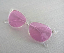 Load image into Gallery viewer, Cat eye vintage glasses