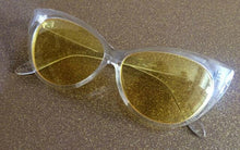 Load image into Gallery viewer, Cat eye vintage glasses